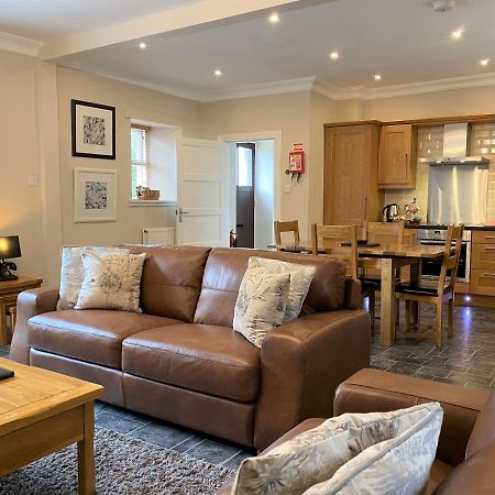 Cherry Blossom Cottage Cupar Eksteriør bilde