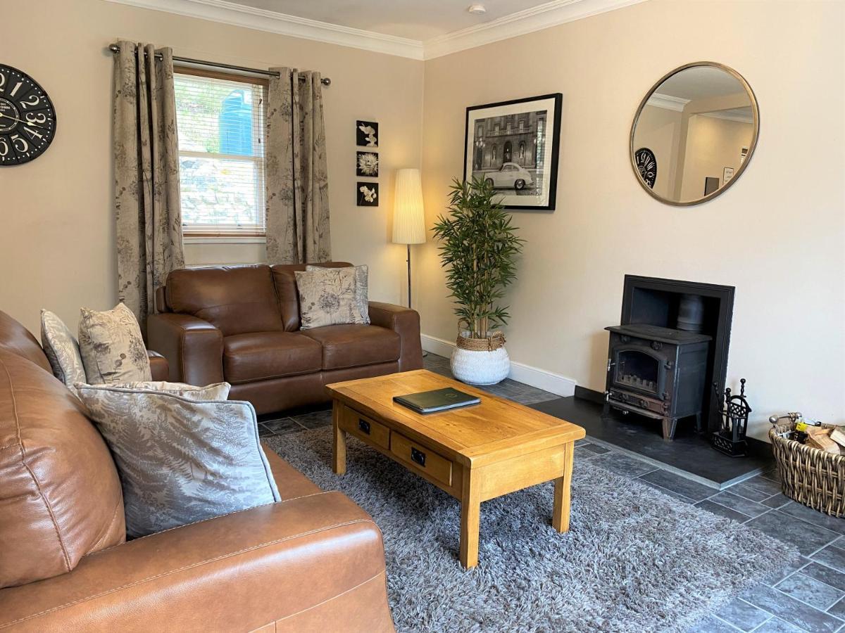 Cherry Blossom Cottage Cupar Eksteriør bilde