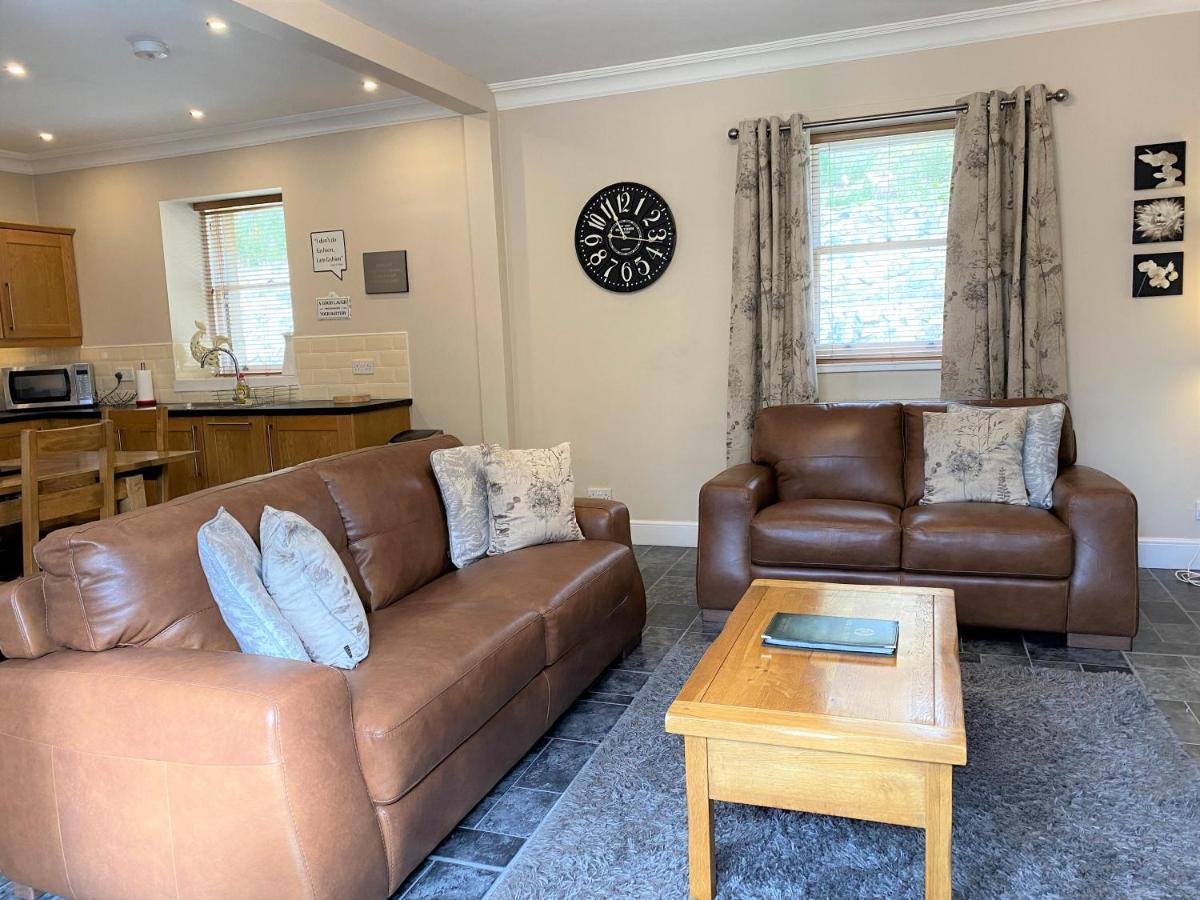 Cherry Blossom Cottage Cupar Eksteriør bilde