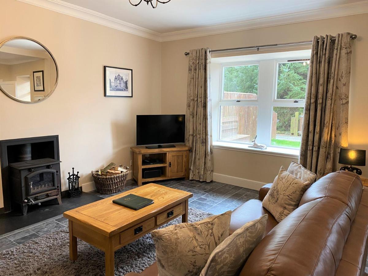 Cherry Blossom Cottage Cupar Eksteriør bilde